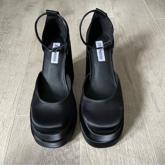 STEVEN MADDEN Charlize Black Satin Platform Heels 8 - Picture 3 of 7
